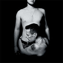 U2 – Iris (Hold Me Close)